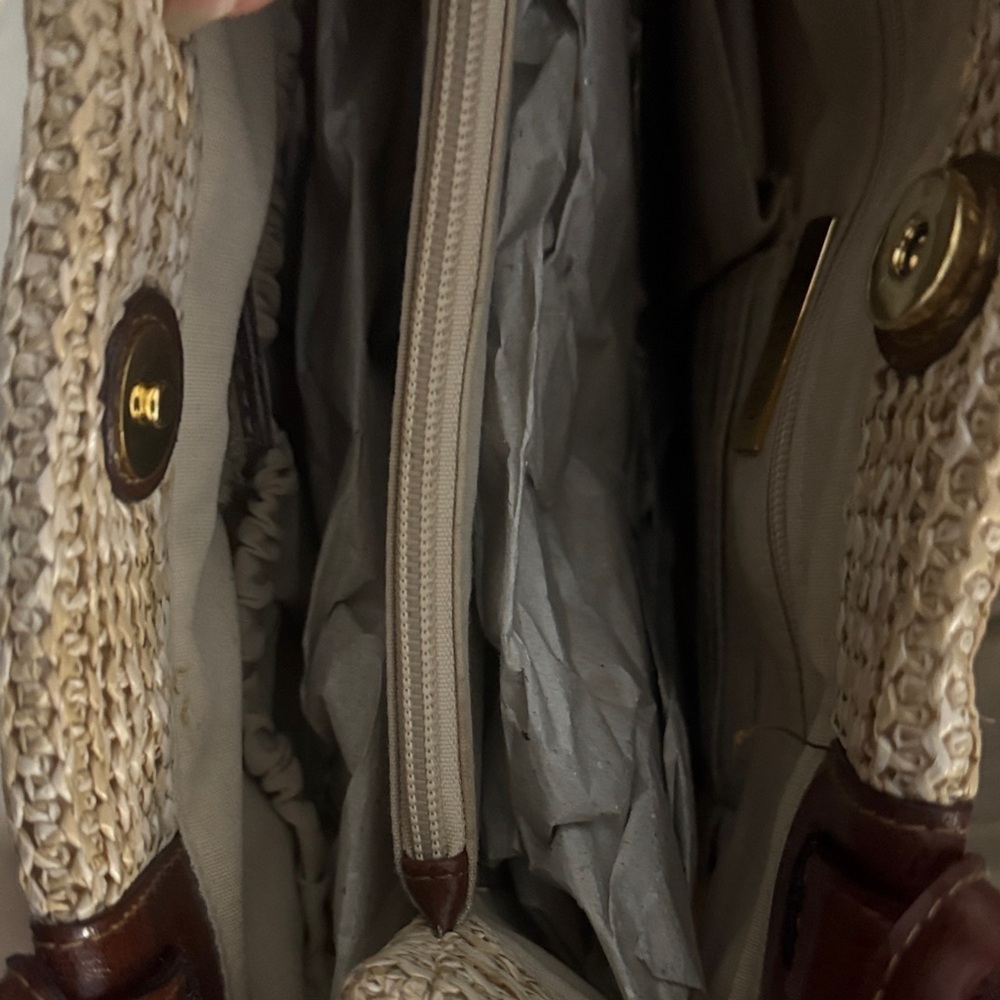Amanda Smith Beige and Brown Tote Bag - Picture 4 of 4